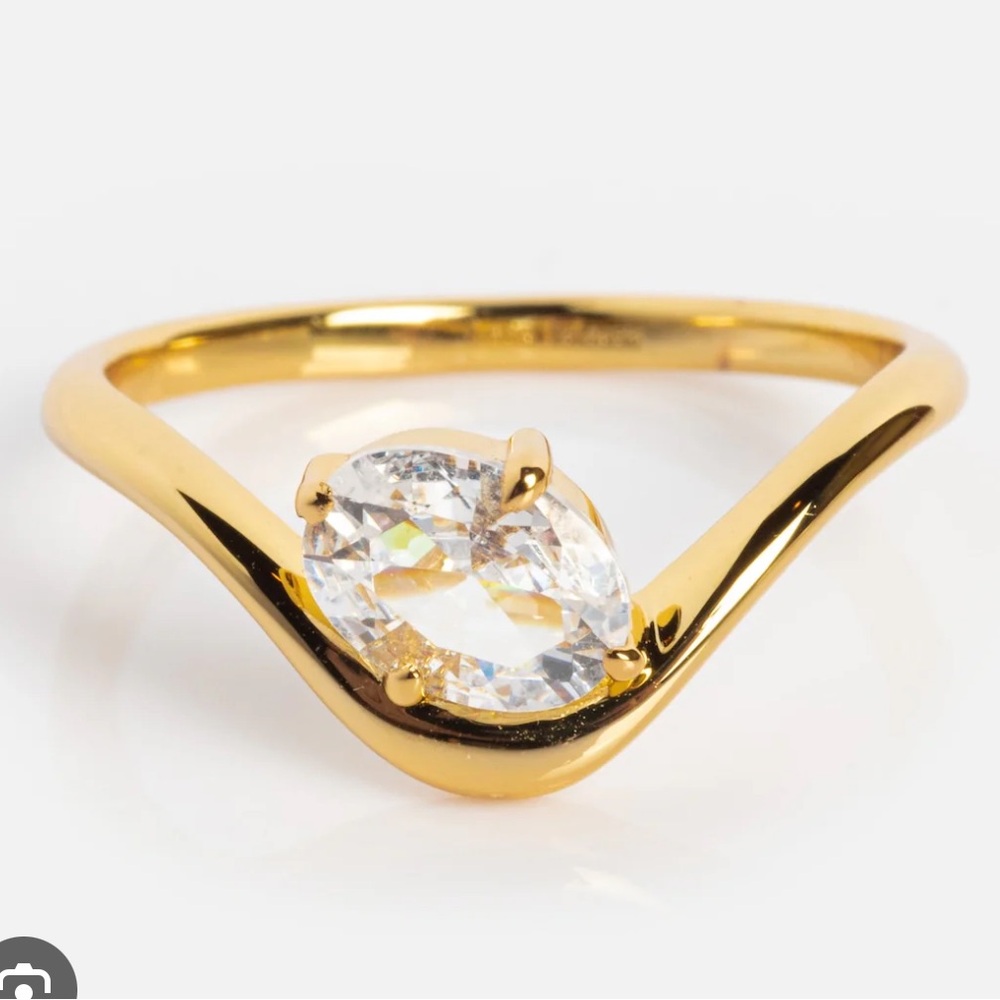 Local Eclectic Floating Gem Ring